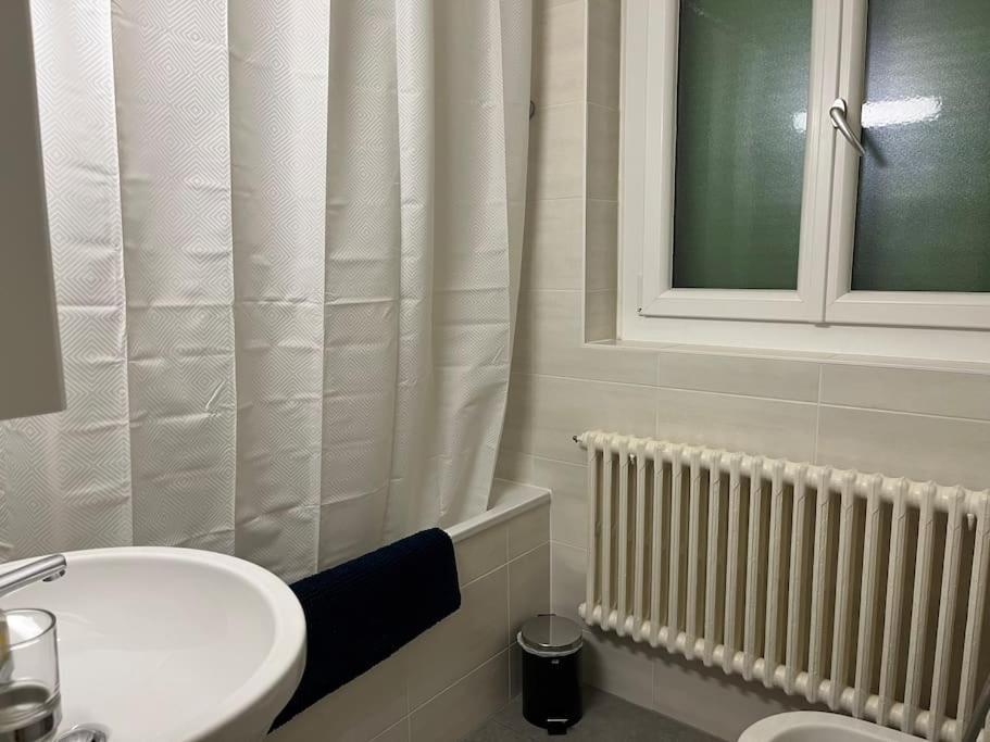 5 Minutes A Pied De La Gare Apartment *